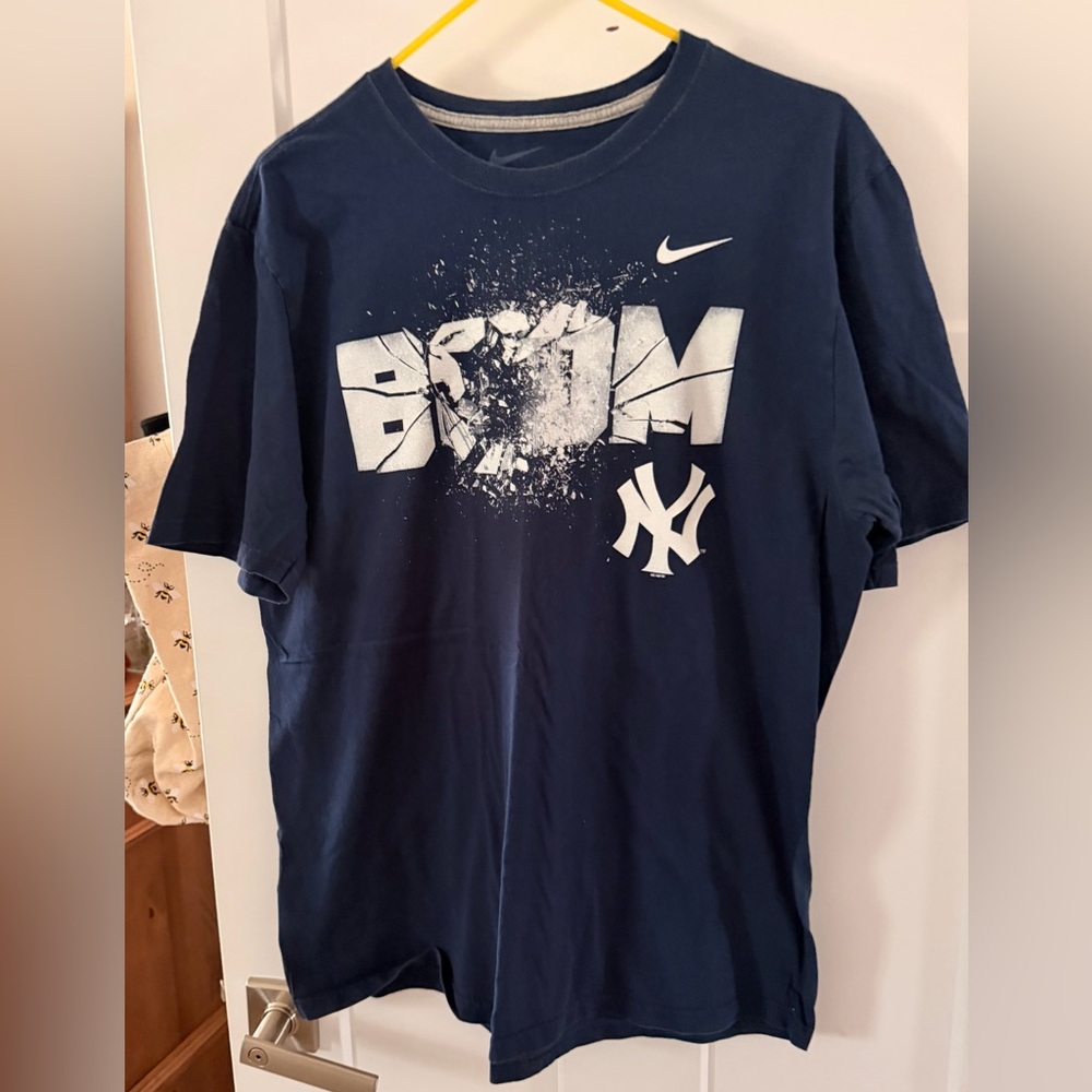 Nike Navy and White Graphic Crew Tee